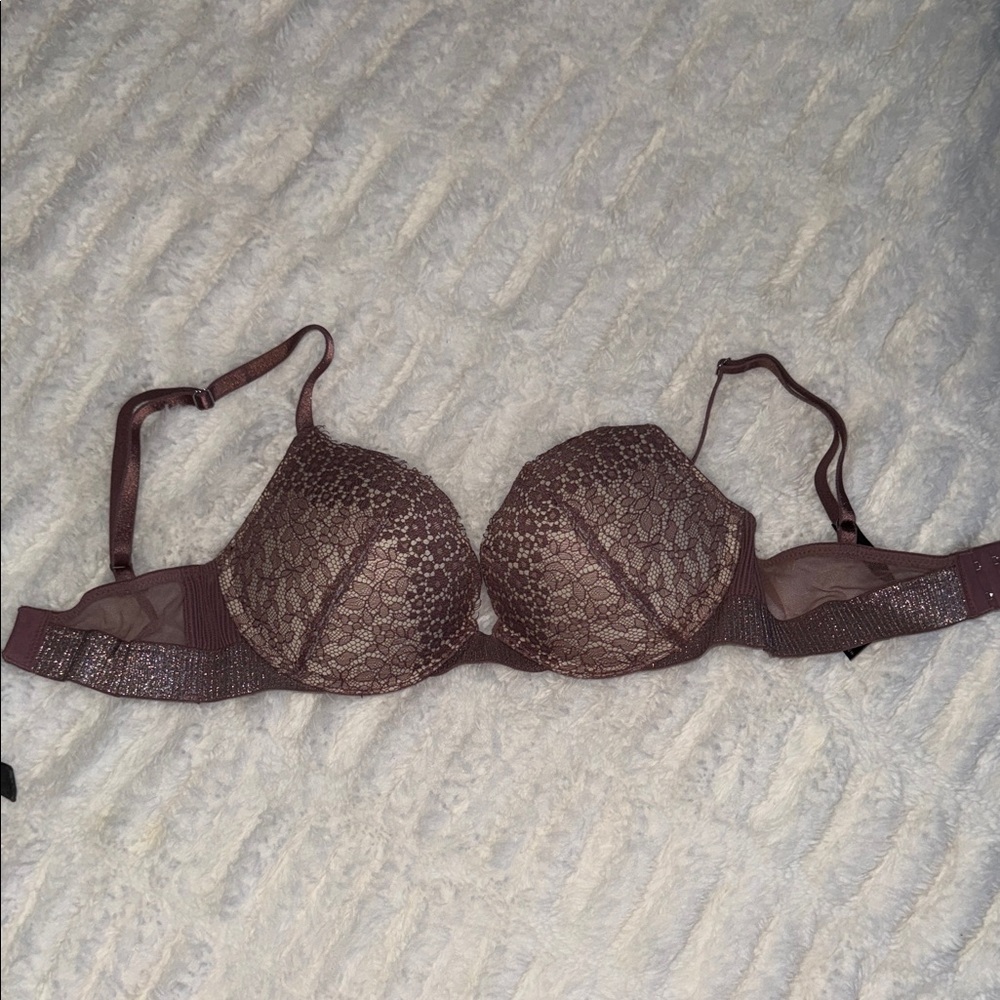 Victoria Secret Push Up Bra - 30D